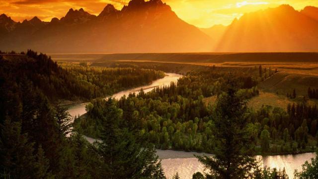 Make Jackson Hole Your Yellowstone Base Camp Make Jackson Hole Your Yellowstone Base Camp