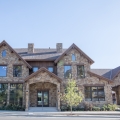 Elk Country Inn: 4th Night Free