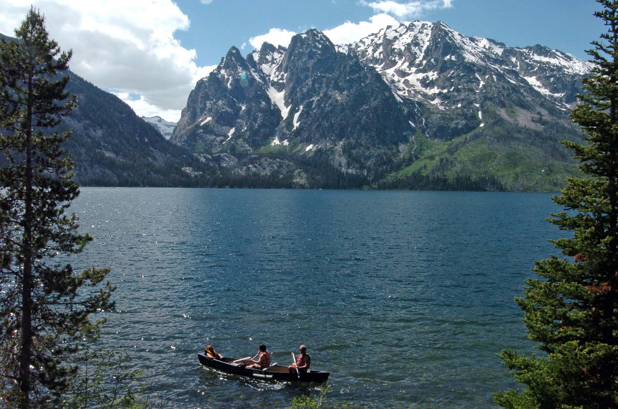 canoeing on jenny lake