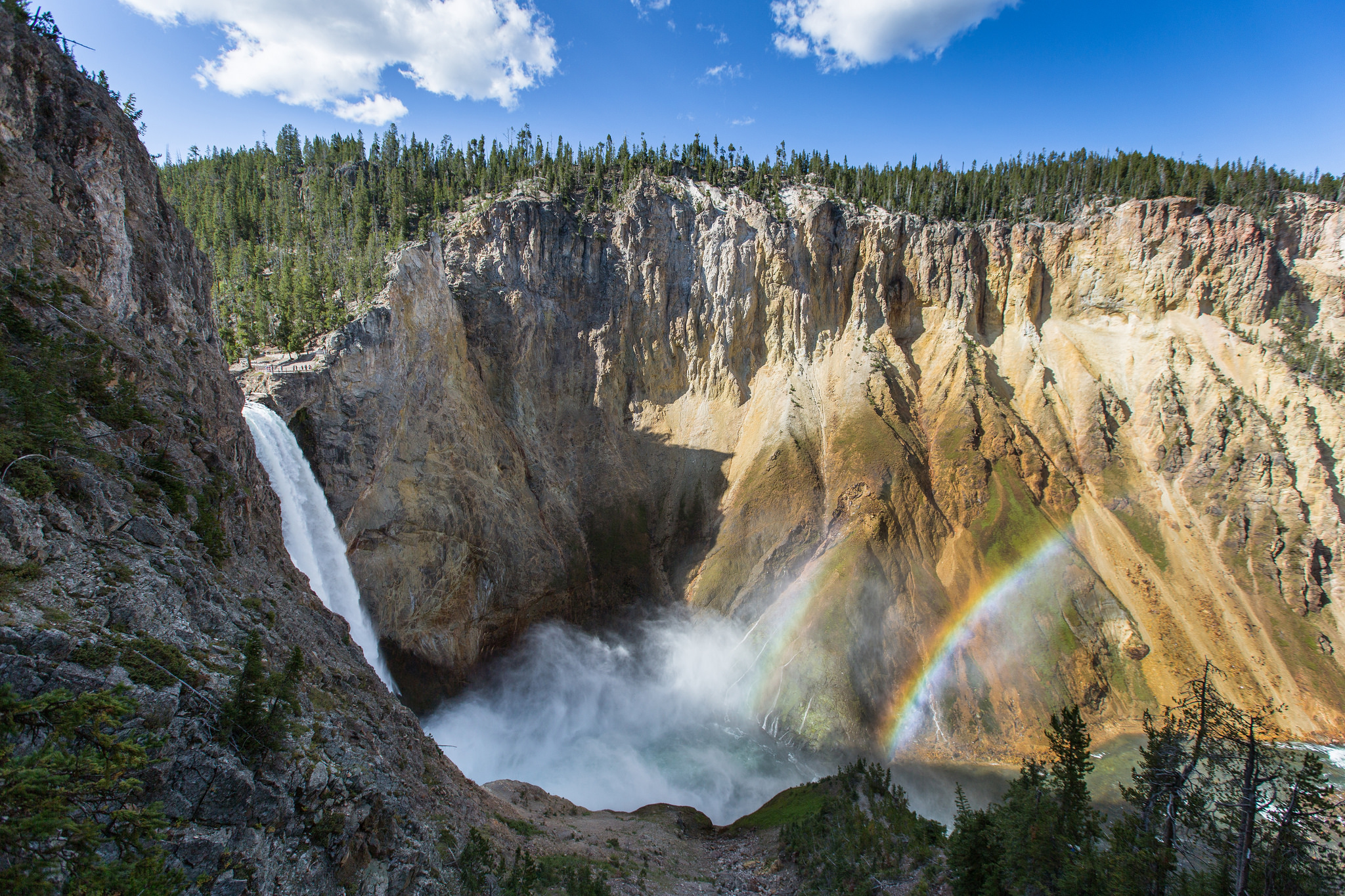 yellowstone waterfall