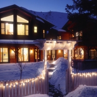 Alpine House Inn & Cottages